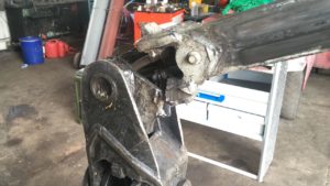 Reparatur Rotator, Hydraulikschläuche
